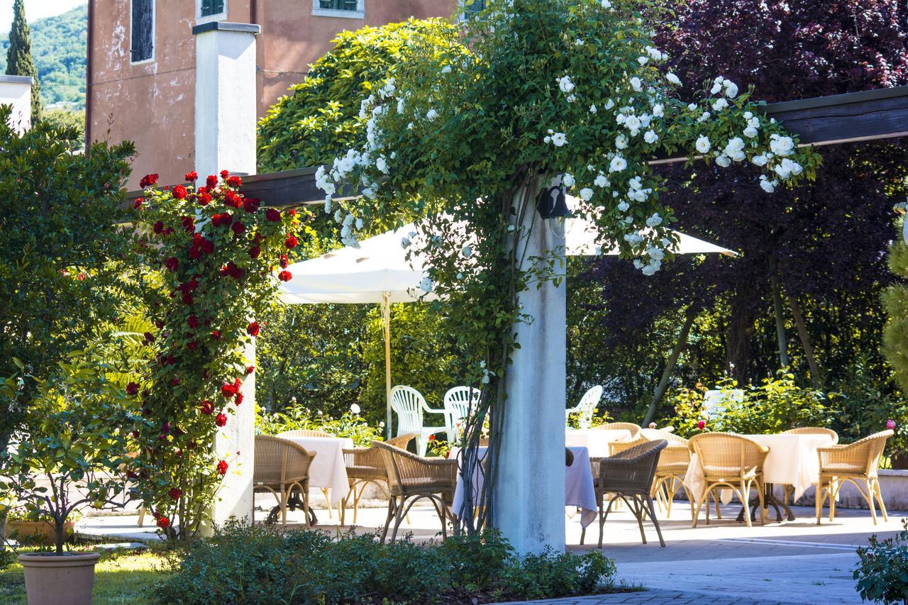 Hotel Belvedere Torri Del Benaco Exterior foto