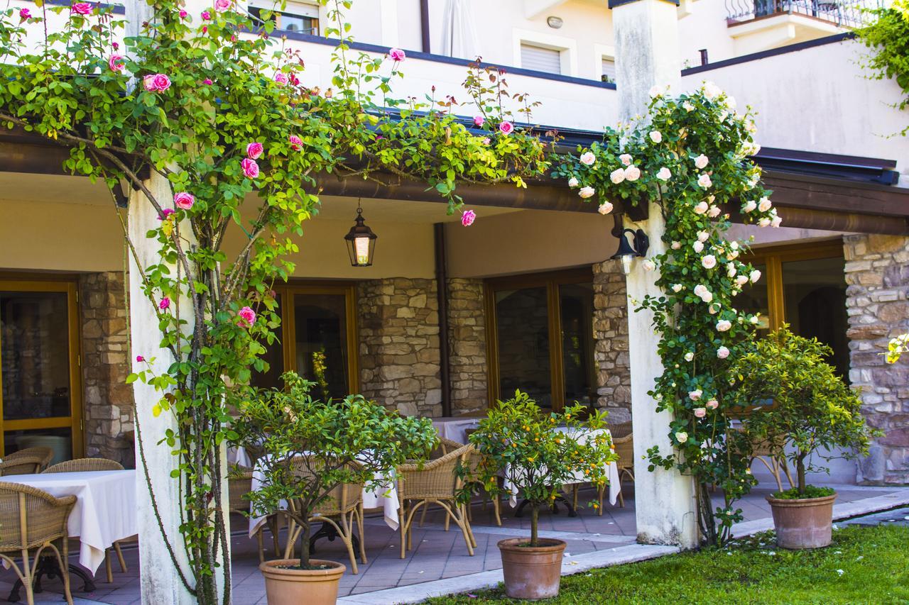 Hotel Belvedere Torri Del Benaco Exterior foto