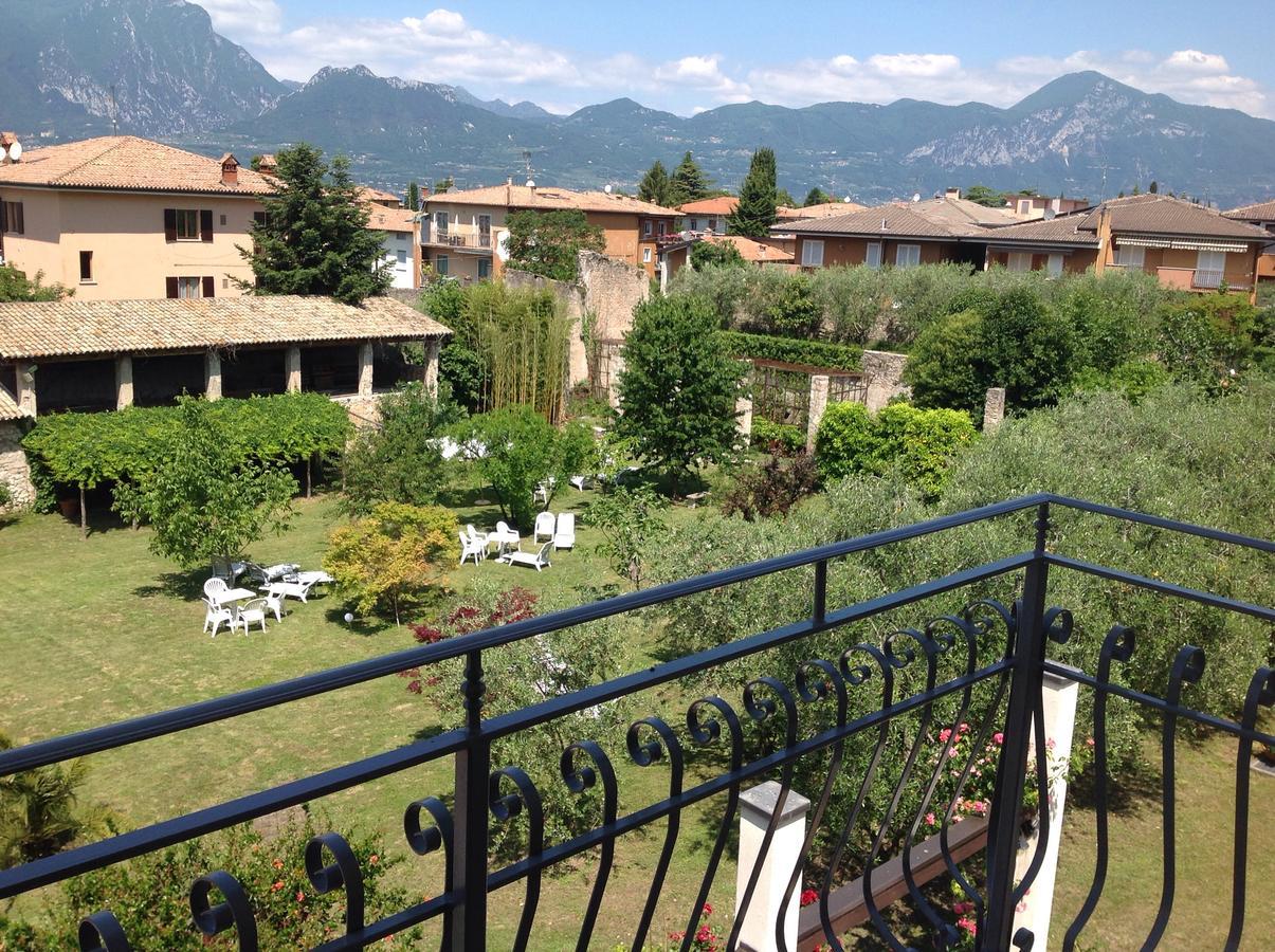 Hotel Belvedere Torri Del Benaco Exterior foto